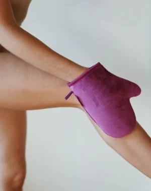 BronzeOnApplicatorMitt_2022_2_grande