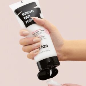 Erase Tan Repeat – תרחיץ גוף ופילינג להסרת שיזוף עצמי