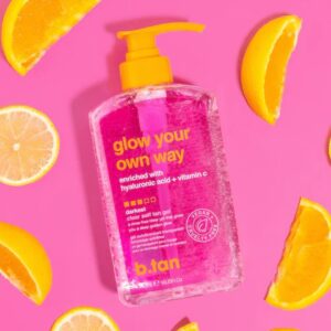 Glow Your Own Way – ג'ל שיזוף עצמי שקוף כהה